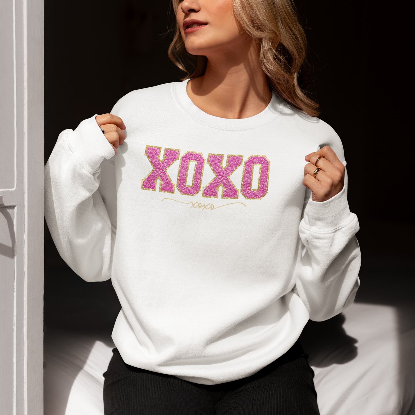 Valentines Day Sweatshirt, Valentine Shirt, Valentines Crewneck Pull Over Sweatshirt, Heart Sweater Love Shirt Unique Holiday Gift for Her XOXO